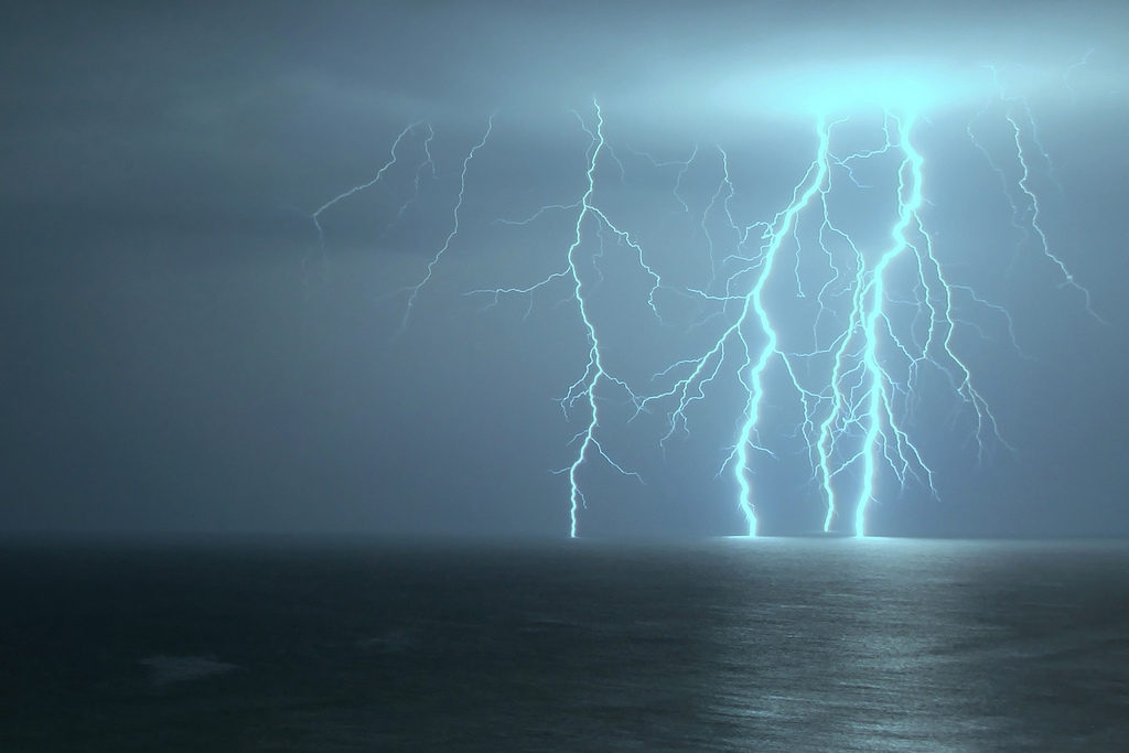 Peut-on plonger quand il y a de l’orage ou un risque d’orage important